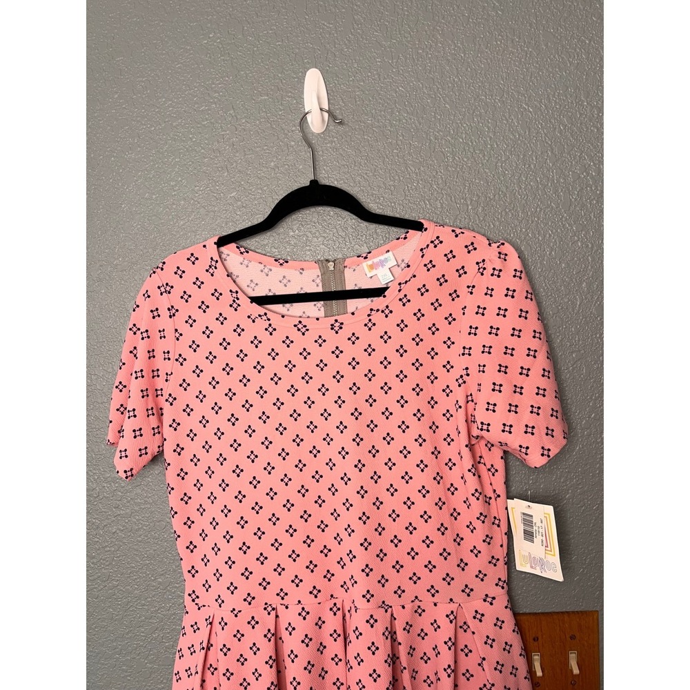 LuLaRoe Amelia Dress 2XL Pink Navy Blue Floral Border Print Short Sleeve Pleated - Picture 2 of 11